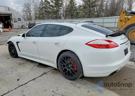 2013 Porsche Panamera Gts z USA, uszkodzony, nr VIN WP0AF2A74DL075749